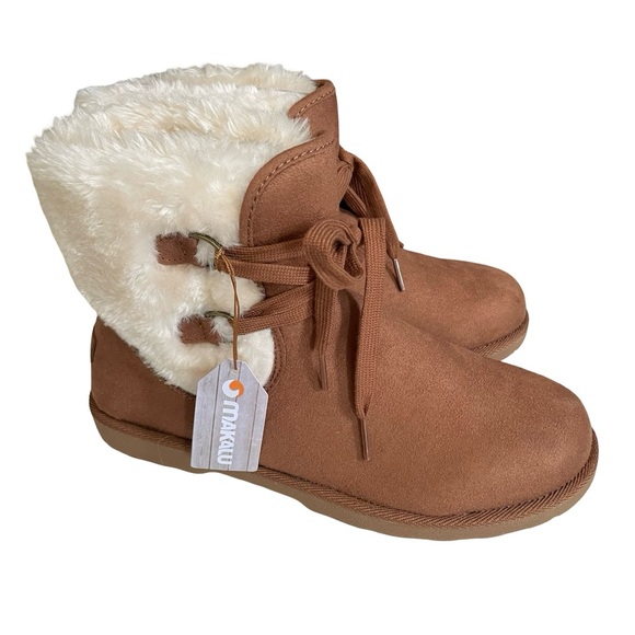 Makalu Shoes - NWT Makula Rochelle Tan Winter Boots Size 9.5